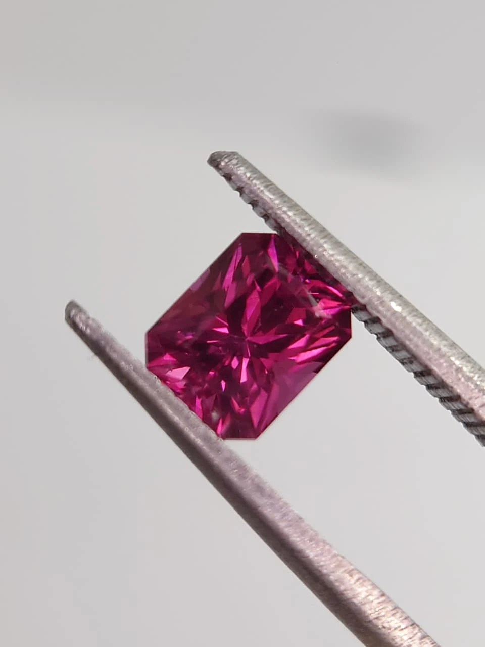 1ct Natural Umbalite Garnet Loose Gemstone from Tanzania — view 2